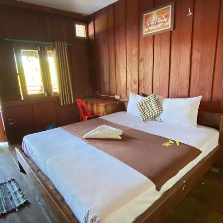 Souksanh River Bungalow Muang Không Exterior foto
